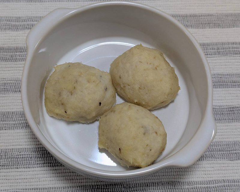 お魚入り豆腐ハンバーグの盛りつけ